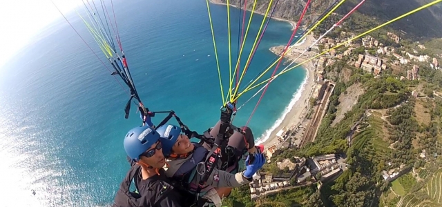  Paracaidismo con instructor 